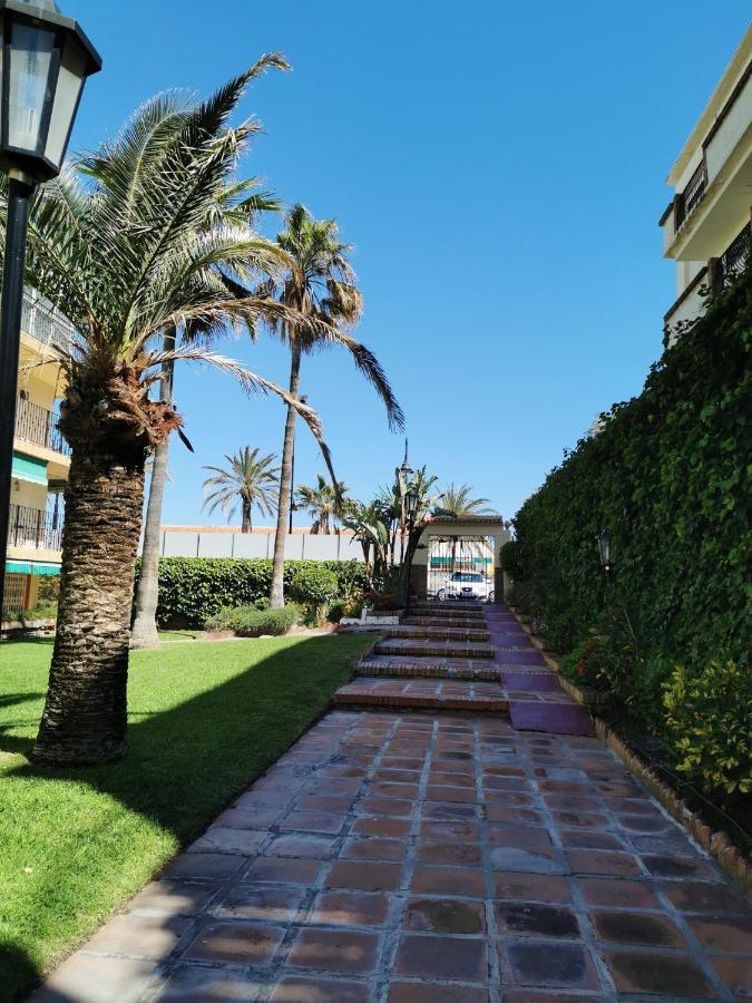Lido Beachfront توريمولينوس المظهر الخارجي الصورة