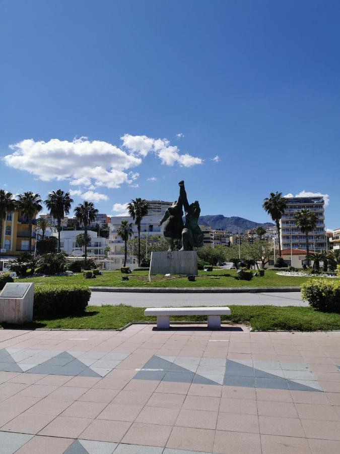 Lido Beachfront توريمولينوس المظهر الخارجي الصورة