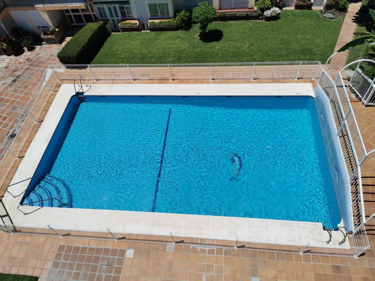 Lido Beachfront توريمولينوس المظهر الخارجي الصورة